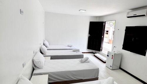 Habitación cuádruple estándar