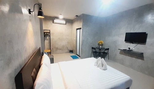 Habitación Deluxe, 1 cama de matrimonio, planta baja