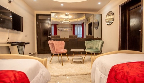 Habitación familiar con 1 cama doble o 2 individuales