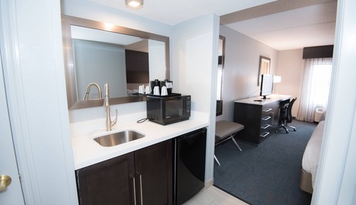 Estudio, 1 cama de matrimonio grande con sofá cama