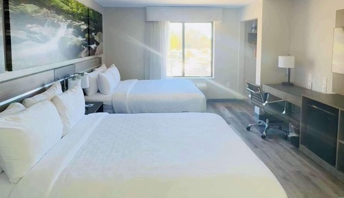 Habitación, 2 camas de matrimonio, accesible para personas con discapacidad, no fumadores