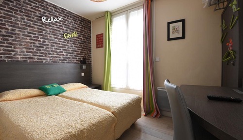 Habitación con 2 camas individuales