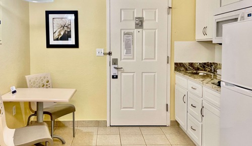 Suite, 1 cama de matrimonio grande, accesible para personas con discapacidad (Efficiency)