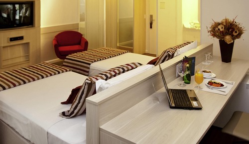 Habitación superior con 2 camas individuales, 2 camas individuales