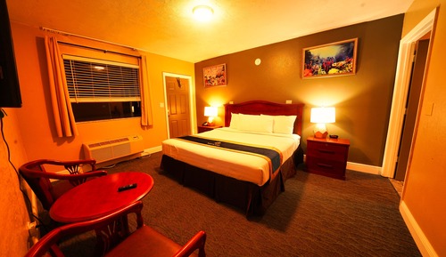 Suite, varias camas, bañera de hidromasaje, frente al mar