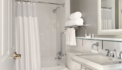 Habitación, 1 cama de matrimonio grande con sofá cama (Mobility Accessible, Tub)