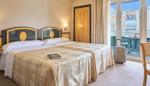 Habitación con 1 cama doble o 2 individuales, terraza