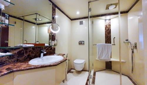 Habitación Deluxe, 2 camas individuales, bañera, vistas a la ciudad