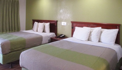 Habitación estándar, 2 camas de matrimonio, fumadores, frigorífico y microondas