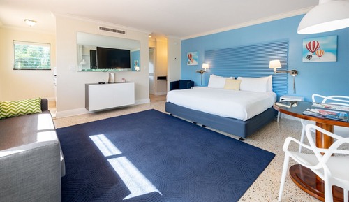 Estudio, 1 cama de matrimonio grande