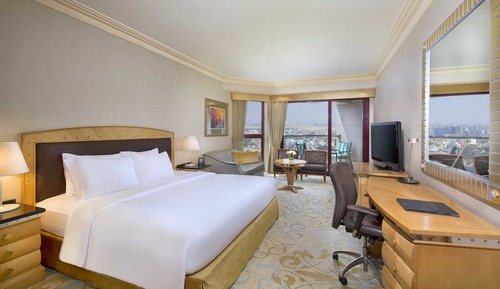 Habitación Deluxe, 1 cama de matrimonio grande, vistas a la ciudad