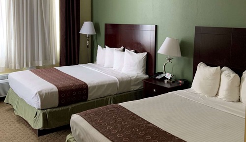 Habitación estándar, 2 camas de matrimonio, accesible para personas con discapacidad, no fumadores