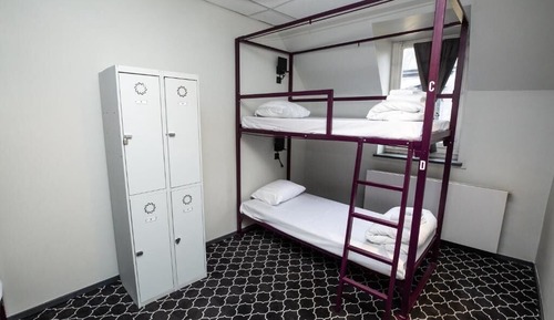 Bed in 4-Bed Female Dormitory Room Ensuite