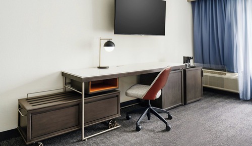 Habitación, 1 cama de matrimonio grande (Hearing Accessible)