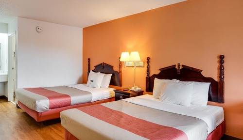 Habitación estándar, 2 camas de matrimonio, accesible para personas con discapacidad, no fumadores