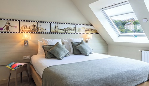 Habitación familiar, 1 cama de matrimonio, no fumadores (Larger Room;with Sofabed)