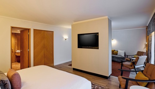 Suite junior, 1 cama de matrimonio grande, vistas a la ciudad (Club Access)