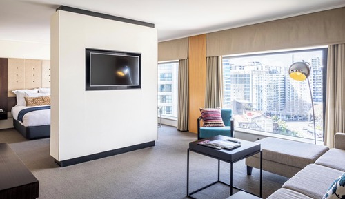 Suite junior, 1 cama de matrimonio grande, vistas a la ciudad (Club Access)