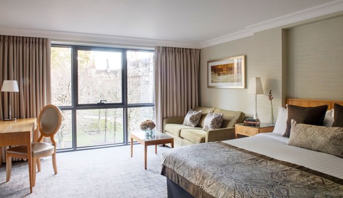 Habitación familiar con 1 cama doble o 2 individuales