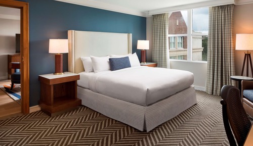 Habitación, 1 cama de matrimonio grande, accesible para personas con discapacidad, bañera