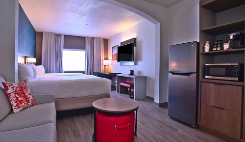 Suite estándar, 2 camas de matrimonio, no fumadores (Bathtub, Sitting Area)