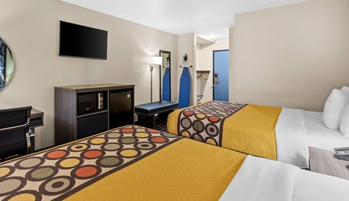 Habitación, 2 camas de matrimonio, accesible para personas con discapacidad (Mobility Accessible)