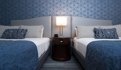 Habitación estándar, 2 camas de matrimonio, accesible para personas con discapacidad, bañera