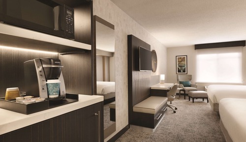 Habitación, 2 camas de matrimonio, vistas a la ciudad