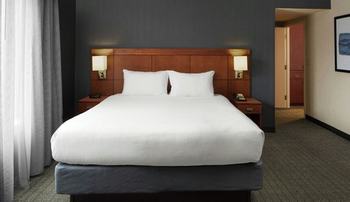 Suite, 1 cama de matrimonio grande con sofá cama