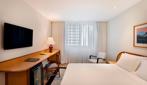 Superior Executivo com Cama Casal