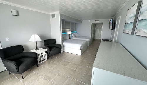 Standard Beachfront, Balcony, Two Doubles