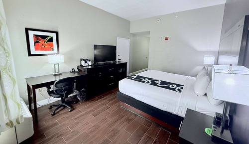 Habitación, 1 cama de matrimonio grande, accesible para personas con discapacidad, no fumadores