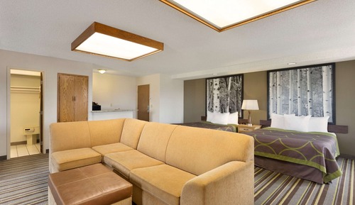 Suite estudio, 2 camas de matrimonio, no fumadores