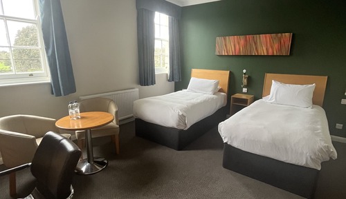 Habitación superior con 2 camas individuales