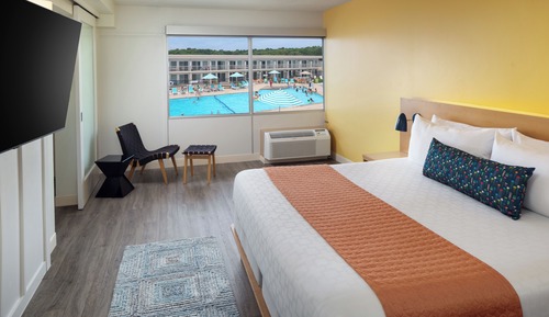 Suite, vistas al patio