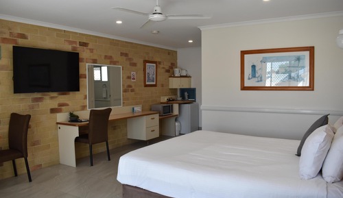 Habitación ejecutiva, 1 cama de matrimonio grande, no fumadores, balcón (Larger Room)