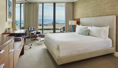 Suite, 1 cama de matrimonio grande, vistas al mar, en una planta alta