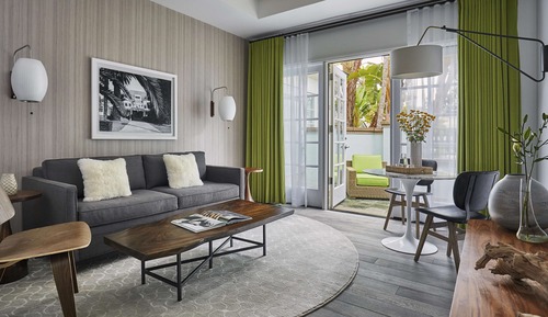 Suite, 1 cama de matrimonio grande con sofá cama, 2 baños (Bi-Level, Bungalow)