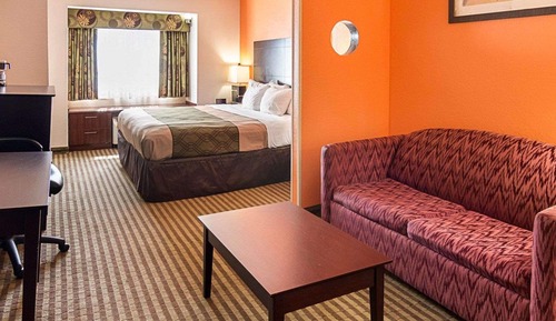 Suite, 1 cama de matrimonio grande con sofá cama, no fumadores (Top Floor)