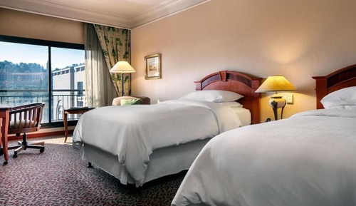 Habitación ejecutiva con 1 cama doble o 2 individuales, 2 camas individuales, vistas a la ciudad