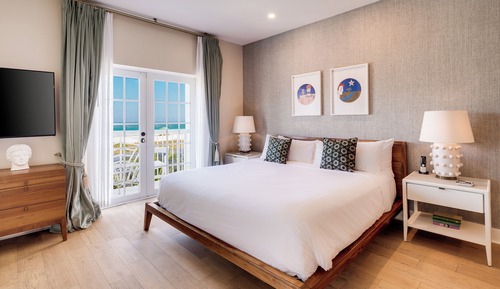 Suite, 1 cama de matrimonio grande con sofá cama, balcón, frente al mar