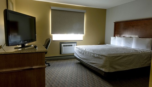 Habitación, 1 cama de matrimonio grande, accesible para personas con discapacidad (Roll-In Shower)