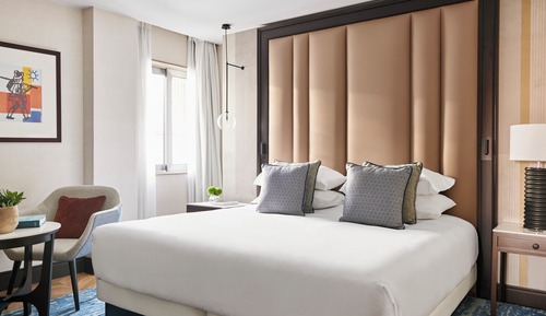 Suite (Ambassador, with Club Access)