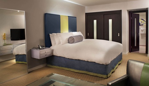 Suite estudio junior, 1 cama de matrimonio grande