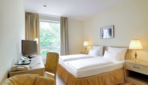 Habitación Confort, 1 cama doble (17SQM, Free WiFi)