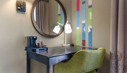 Habitación, 1 cama de matrimonio, accesible para personas con discapacidad (Accessible Tub)