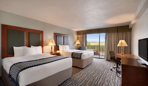 Habitación, 2 camas de matrimonio, accesible para personas con discapacidad (Mobility)