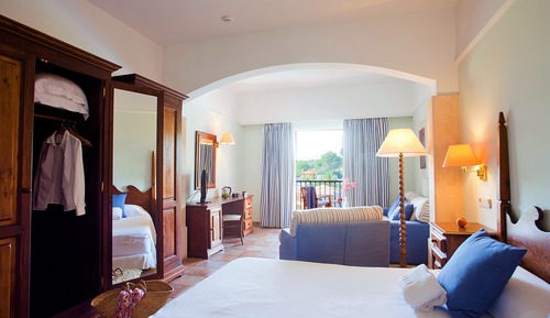 Suite junior, balcón