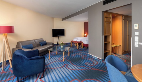 Privilege, Habitación doble, 1 cama doble con sofá cama