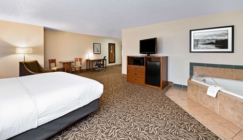 Suite, 1 cama de matrimonio grande, no fumadores (Creek View)